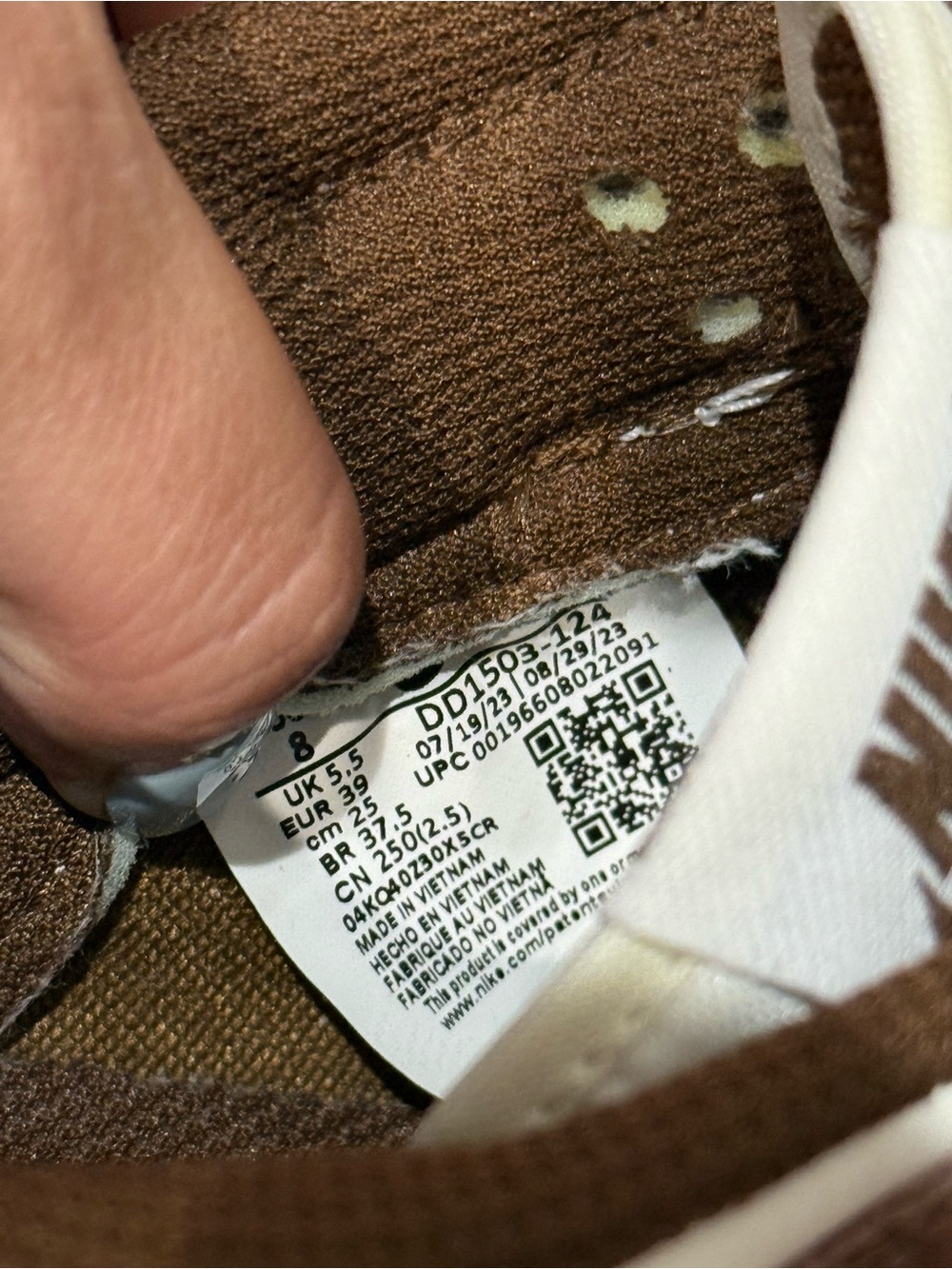 Nike Dunk Low Women’s Sneakers - Picture 10 of 10